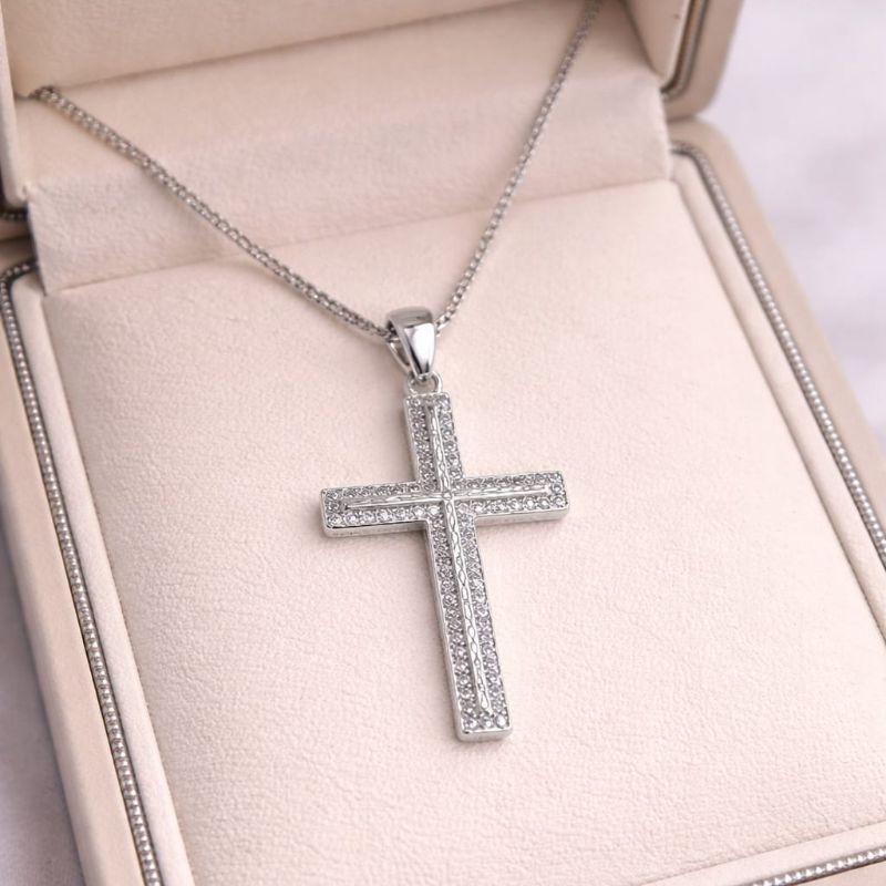 COLAR CRUZ CRAVEJADA