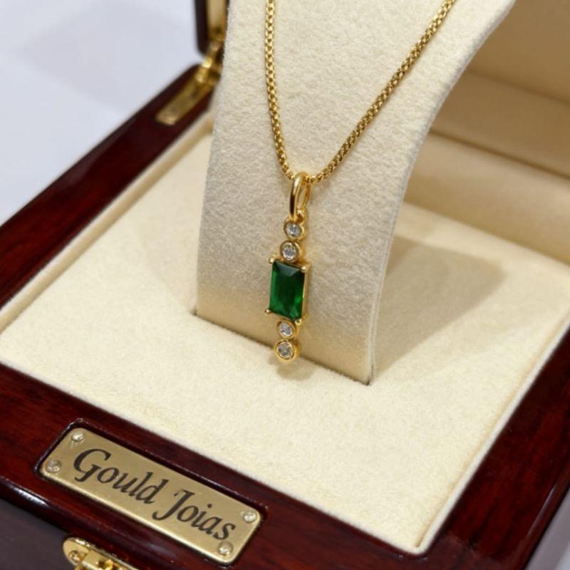 COLAR PEDRA VERDE COM ZIRCONIA