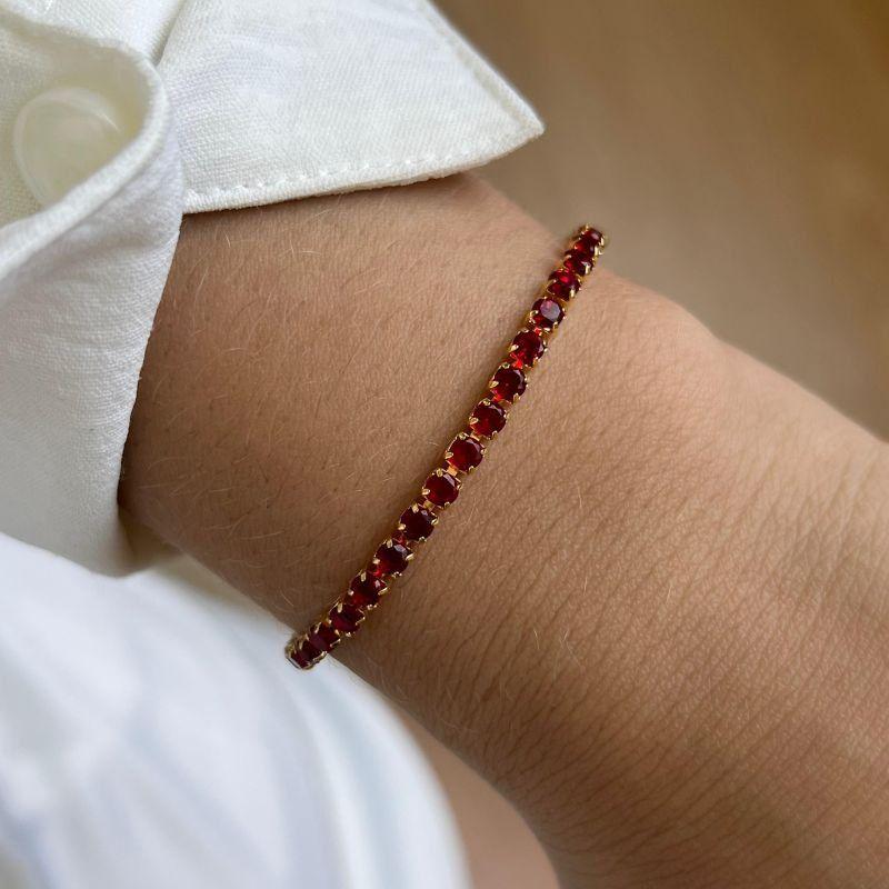 PULSEIRA EM ZIRCONIA VERMELHA