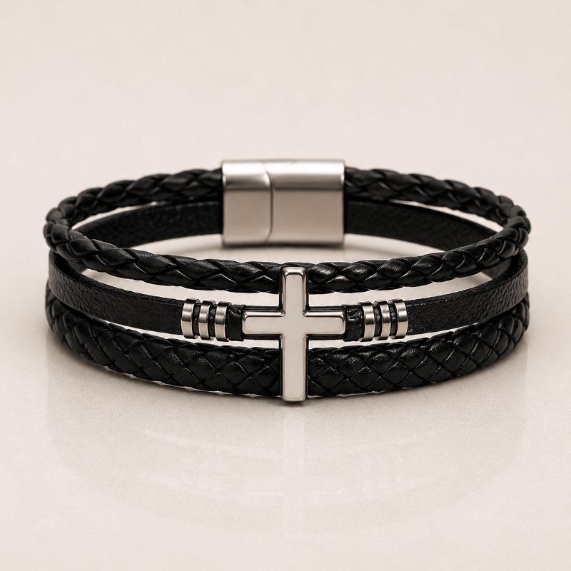 PULSEIRA ALÇA DE COURO TRANÇADA CRUCIFIXO