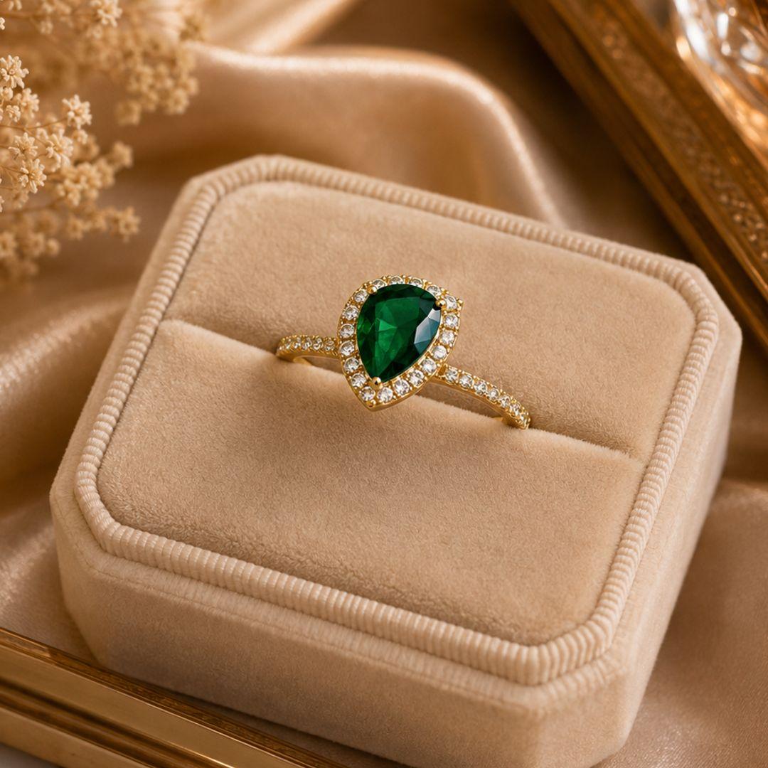 ANEL GOTA VERDE CRAVEJADA