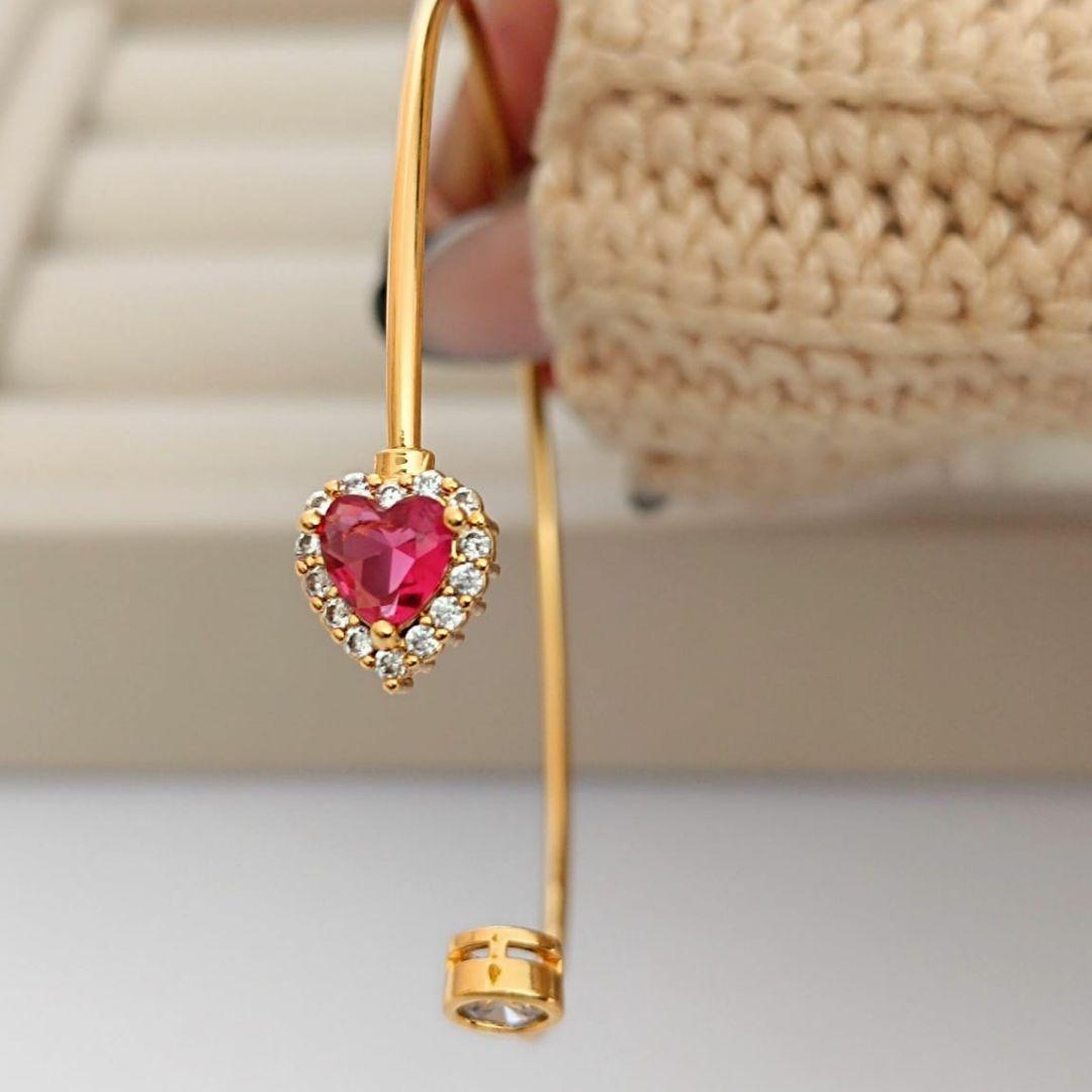 BRACELETE CORAÇAO ROSA